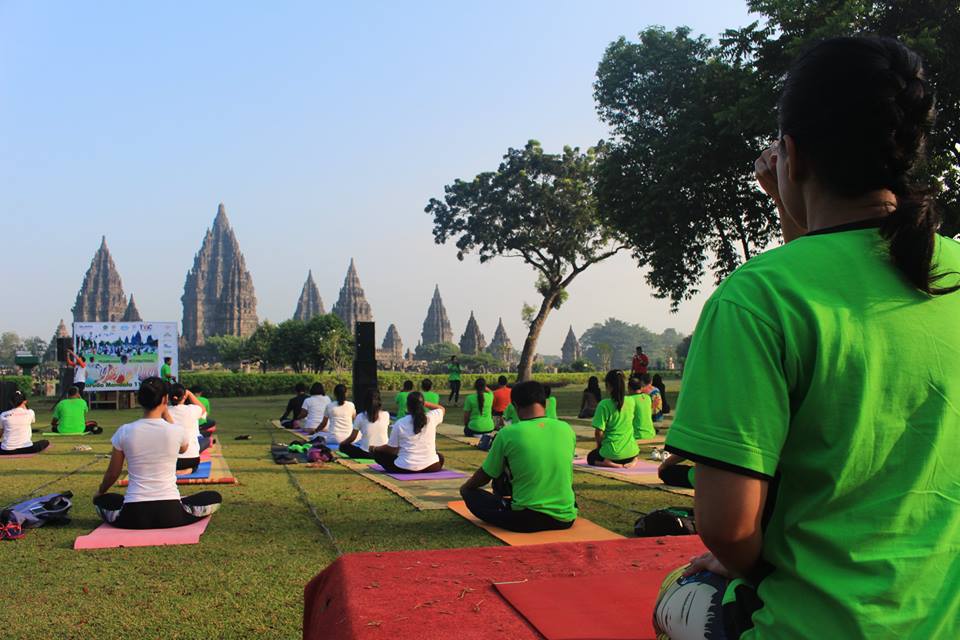 Prambanan International Yoga Day Taman Wisata Candi